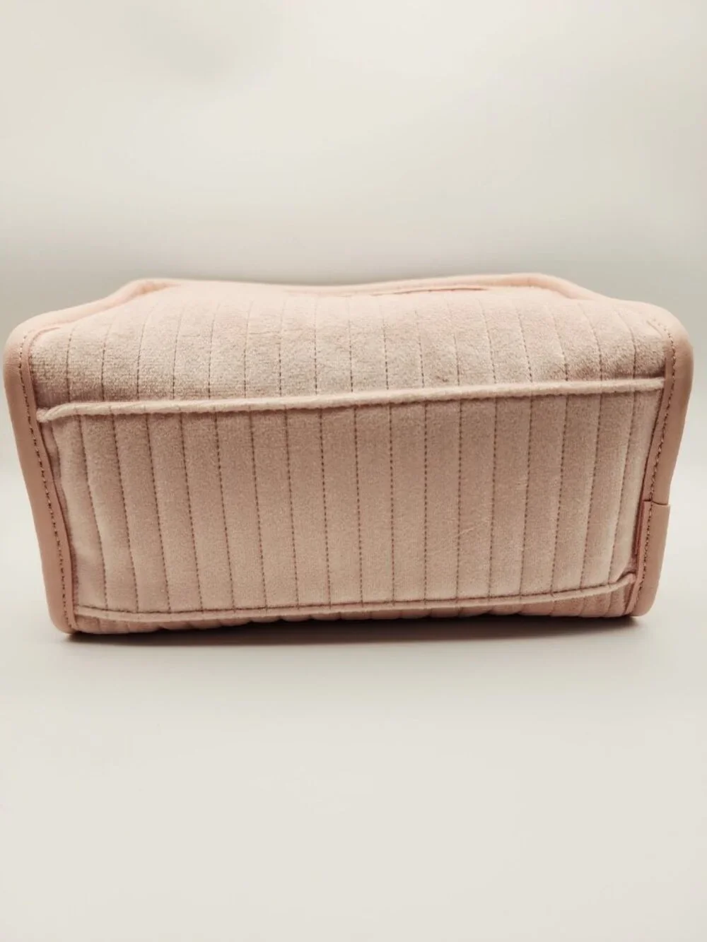 Bath & Body Works Quilted Terry Makeup Bag Cosmetic Travel Pouch